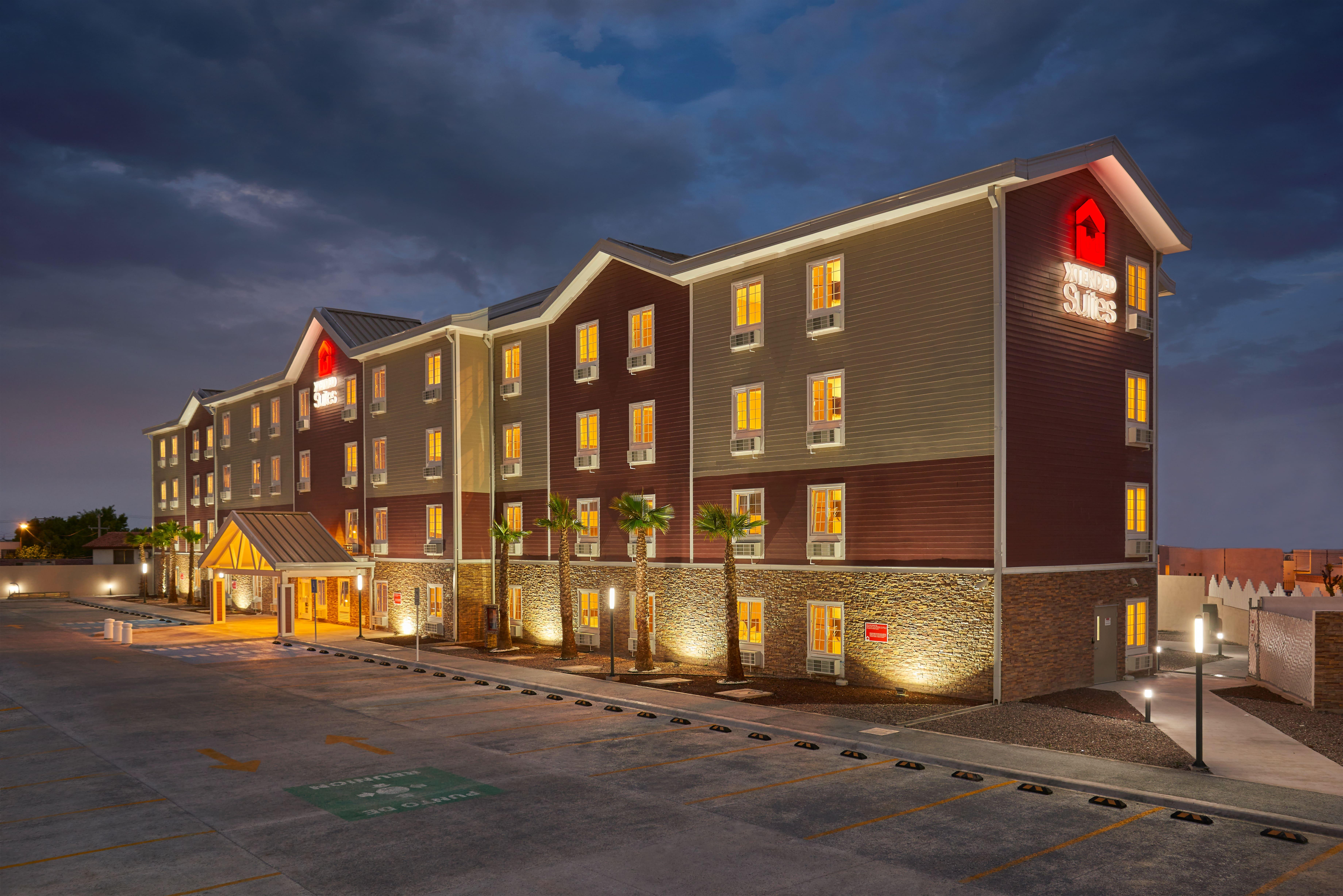 HOTEL EXTENDED SUITES TIJUANA MACROPLAZA TIJUANA 3* (Mexico) - from US$ 85  | BOOKED